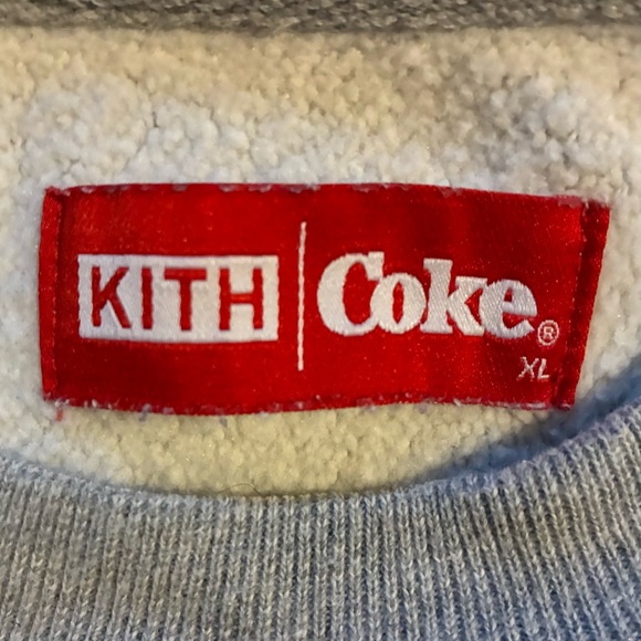 Kith x Coca-Cola - Men’s Red and Gray Sweatshirt XL - Picture 4 of 5